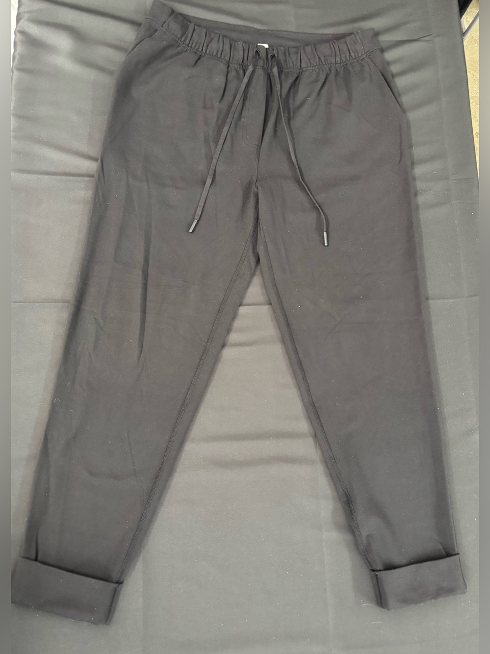 Lululemon Joggers size 6